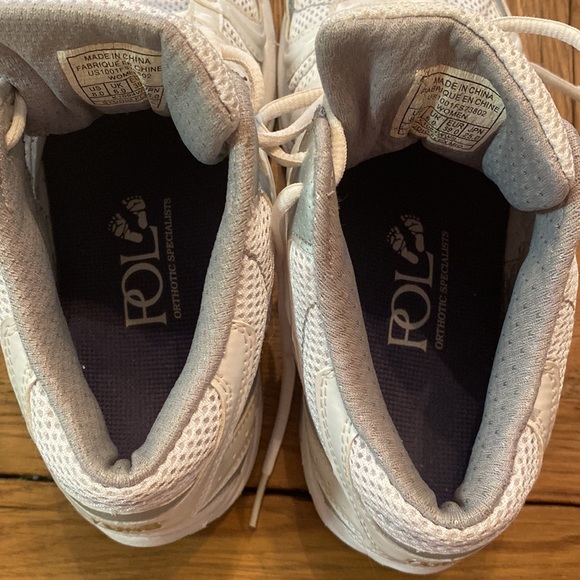 Ladies Ryka Studio Aerobic Shoes. Size 8. - Picture 7 of 7